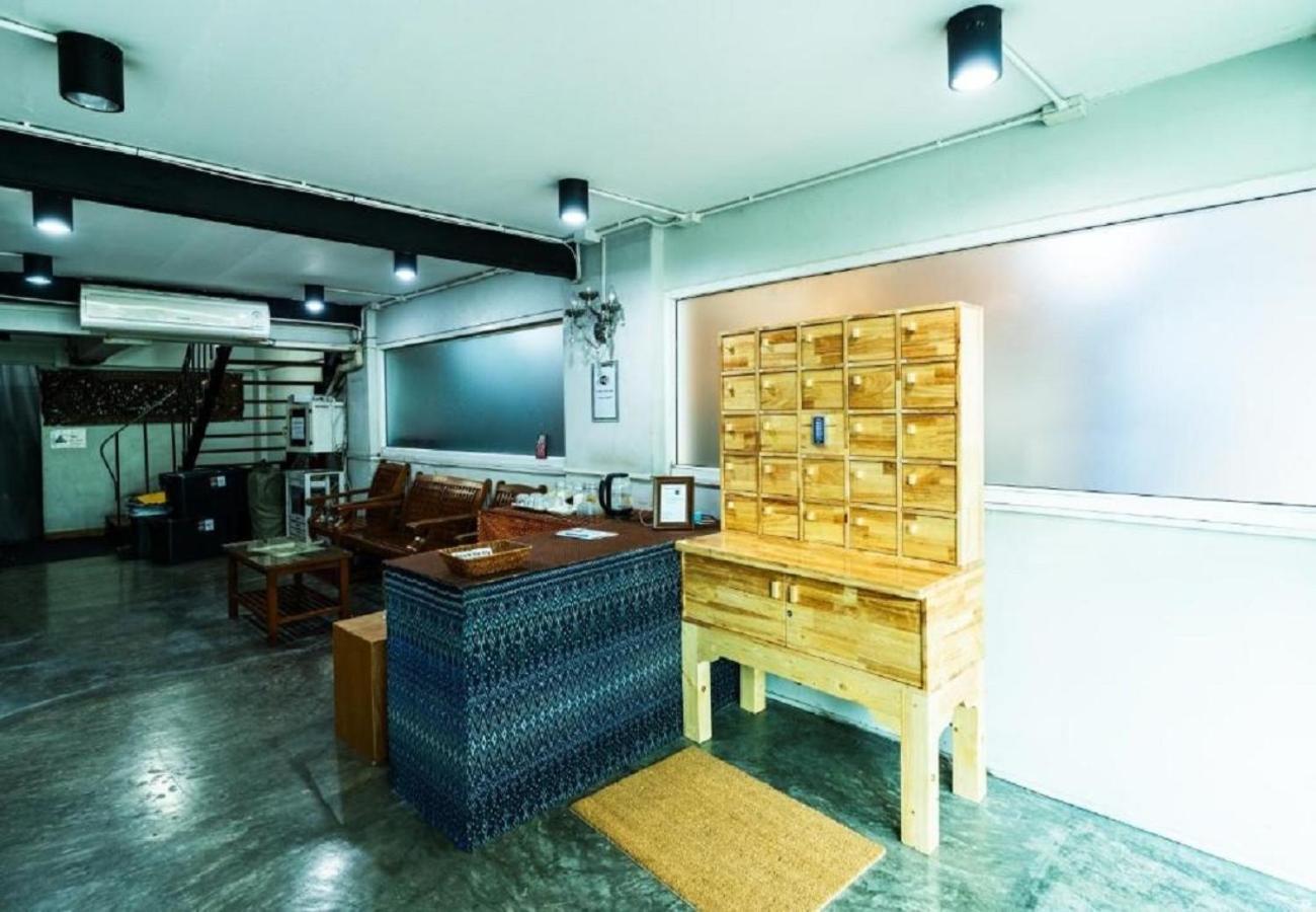 Go Inn Khaosan Road V โกอินน์ ถนนข้าวสาร กรุงเทพมหานคร Bangkok Exterior foto